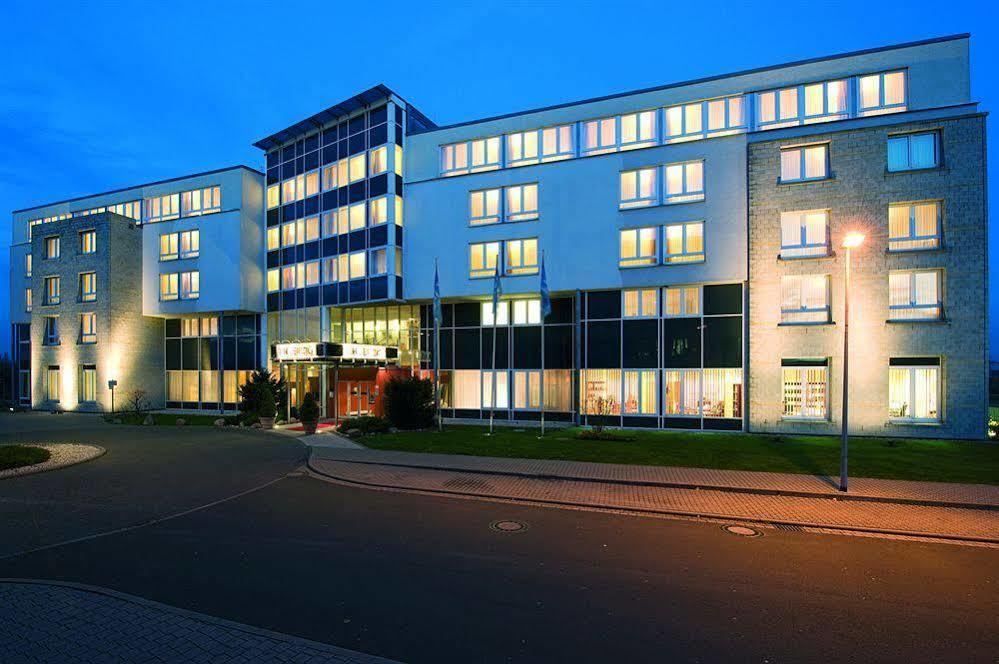 Nh Leipzig Messe Hotel Bagian luar foto